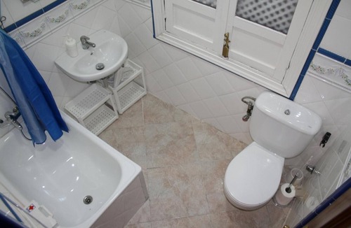 Centro - Sagrario Apartment | Apartment 'Alcaicería' with Balcony, Wi-Fi and Air Conditioning