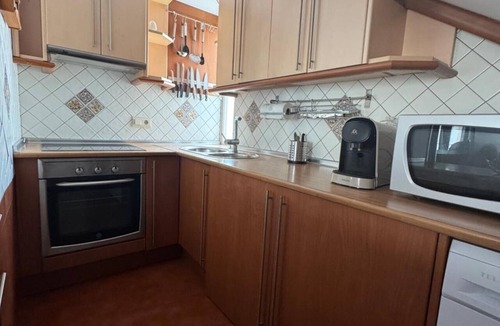 Alcala la Real Apartment | Apartment 'Alcalá Zona Centro Duplex' with Balcony, Wi-Fi and Air Conditioning