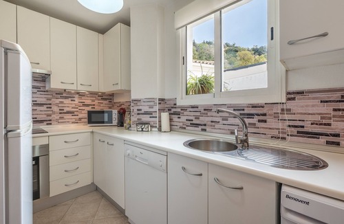 Guejar Sierra Apartment | Apartment 'Alojamiento El Pilar' with Mountain View and Wi-Fi