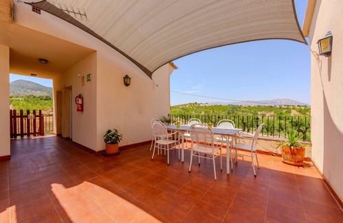 Velez Rubio Apartment | Apartment 'Apartamento Membrillo' with Mountain View, Wi-Fi and Air Conditioning