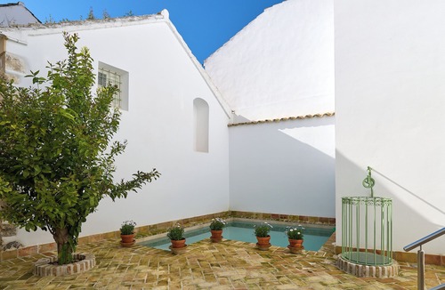 Espejo Apartment | Apartment 'Apartamento I' with Shared Pool, Wi-Fi and Air Conditioning