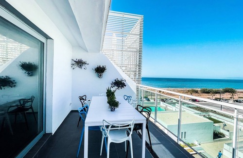 Los Llanos Apartment | Apartment 'Atico Bremadito' Near the Beach with Sea View and Outdoor Pool