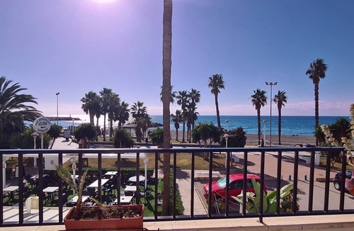 Caleta de Velez Apartment | Apartment 'Beach Panorama Caleta' Waterfront and Air Conditioning