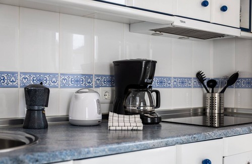 Torrox Costa Apartment | Apartment 'Beachfront Apt Torrox Costa' with Sea View, Wi-Fi and Air Conditioning