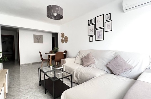 Los Tilos Apartment | Apartment-Budget-Ensuite with Shower-No view
