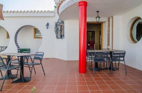 Chilches Apartment | Apartment Córdoba mit Gemeinschaftspool und fantastischer Aussicht in einem andalusisch by Interhome