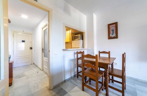 Aguadulce Apartment | Apartment 'Calle Ciruelo' with Sea Views, Wi-Fi and Air Conditioning