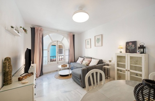 Estepona Apartment | Apartment 'Casa Bonita Estepona' with Wi-Fi