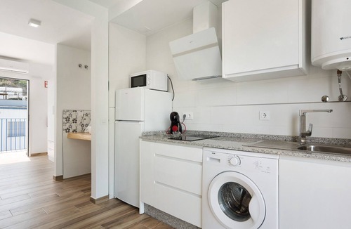 San Ambrosio Apartment | Apartment 'Casa de 10 - 5A' with Mountain View, Shared Pool & Wi-Fi