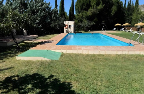 Huetor Santillan Apartment | Apartment 'Casa Rural Luís' with Mountain View, Shared Pool and Wi-Fi