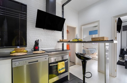 Chipiona Apartment | Apartment 'Casa Margara' with Wi-Fi and Air Conditioning