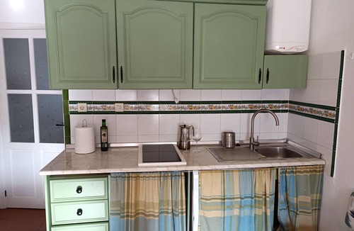 Bubion Apartment | Apartment 'Casa Pepa' with Mountain View, Shared Terrace and Balcony