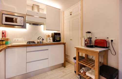 Chipiona Apartment | Apartment “Chipiona, Cruz del Mar 1st Line” with Sea Views, Terrace, Parking & Wi-Fi