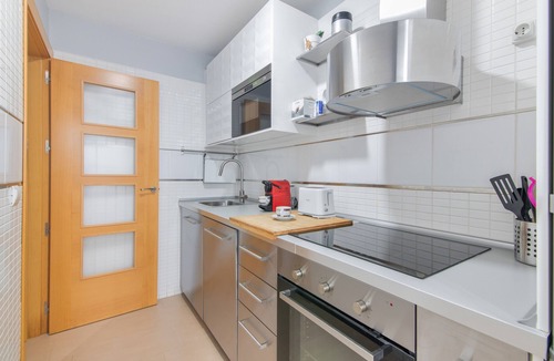 Villablanca Apartment | Apartment 'Con Piscina Y Garaje' with Shared Pool and Wi-Fi