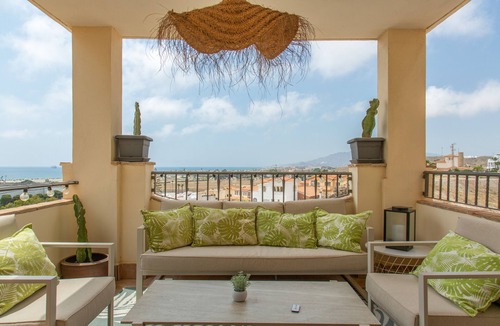 Palomares Apartment | Apartment 'Dúplex Olalla Playa' with Sea View, Wi-Fi and Air Conditioning