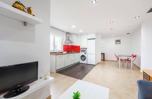 Adra Apartment | Apartment 'El Faro' with Mountain View and Air Conditioning
