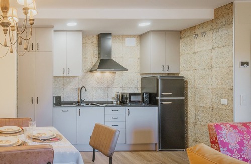 Roda de Eresma Apartment | Apartment 'El Palacete del Secretario-2 Bedrooms' with Private Pool, Wi-Fi & Air Conditioning