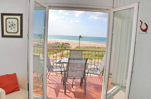 Conil de la Frontera City Center Apartment | Apartment in Conil amazing beach views