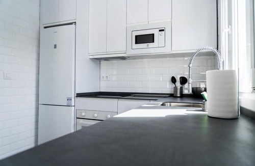 Vejer de la Frontera Apartment | Apartment 'Apartamento Dialma' with Mountain Views, Wi-Fi, and Air Conditioning