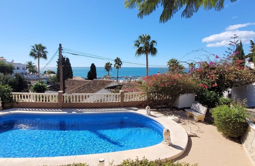 Caleta de Velez Apartment | Apartment 'Estaño' with Sea View, Private Pool and Wi-Fi