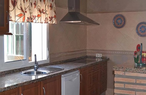 El Palmar Villa | Apartment in El Palmar with a Jacuzzi near the beach.