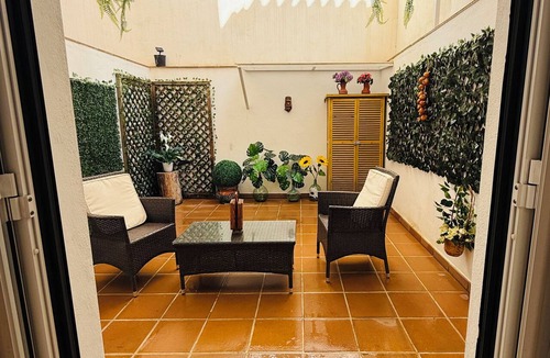 Figares Apartment | Apartment in the center of granada