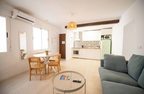El Molinillo Apartment | Apartment in the center of Malaga
