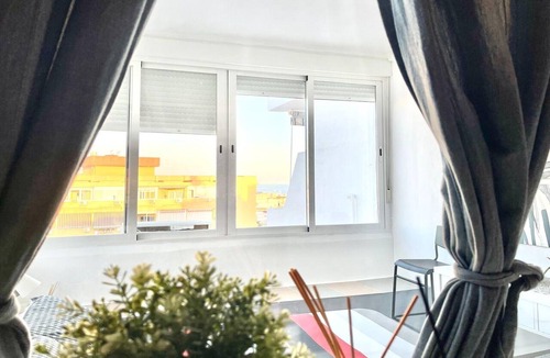 Torremolinos City Centre Apartment | Apartment in Torremolinos near Beach