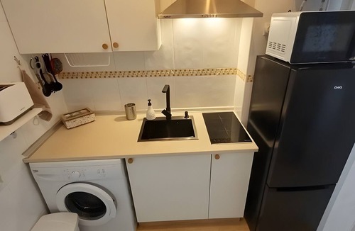 Garrucha Apartment | Apartment 'Infiniti' with Wi-Fi and Air Conditioning