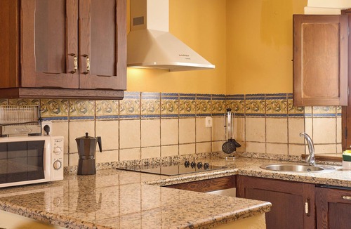 Valsequillo Apartment | Apartment 'Jazmin' with Balcony, Wi-Fi and Air Conditioning