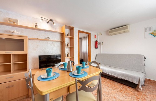 El Pozo de los Frailes Apartment | Apartment 'La Noria 3' with Air Conditioning