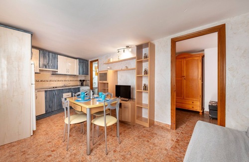 El Pozo de los Frailes Apartment | Apartment 'La Noria 3' with Air Conditioning