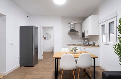 Andujar Apartment | Apartment 'La Victoria A 2 Hab' with Private Terrace, Wi-Fi and Air Conditioning