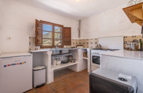 Torviscon Apartment | Apartment 'Lola' with Mountain Views, Private Terrace and Wi-Fi