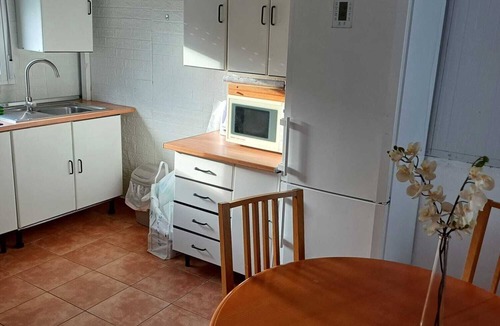 Casabermeja Apartment | Apartment 'Los Gorriones' with Mountain View, Wi-Fi and Air Conditioning