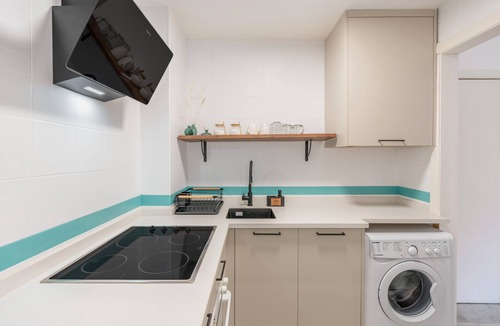 Cenes de la Vega Apartment | Apartment 'Luminoso Y Acogedor' with Mountain View, Wi-Fi and Air Conditioning