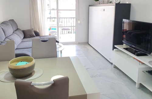 Benalmadena Costa Apartment | Apartment near the beach, with swimming pools, gardens, garage, A/C. Wi-Fi high speed