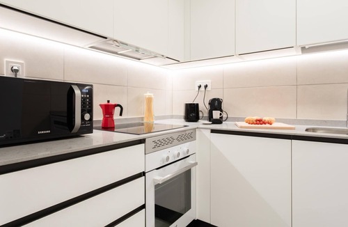 Arapiles Apartment | Apartment + Office room in Chamberí, Madrid
