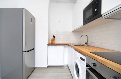 Old Town Apartment | Apartment Piso con Encanto close to the Beach with Balcony & Wi-Fi