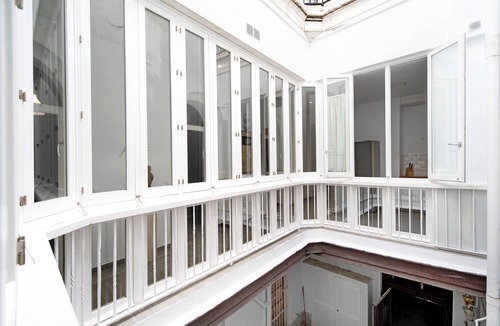 Old Town Apartment | Apartment Piso con Encanto close to the Beach with Balcony & Wi-Fi