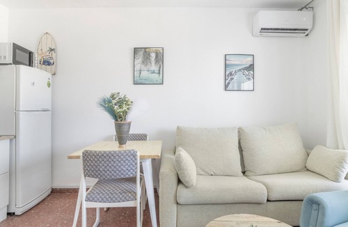 Chipiona Apartment | Apartment 'Playa Regla' with Balcony, Wi-Fi and Air Conditioning