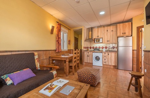 Jerez del Marquesado Apartment | Apartment 'Postero' with Mountain View, Balcony and Wi-Fi