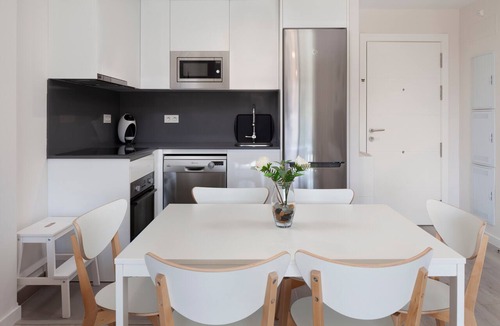 Velez-Malaga Apartment | Apartment 'Residencial Celere Playa Niza' with Sea View, Shared Pool & 4 Shared Terraces