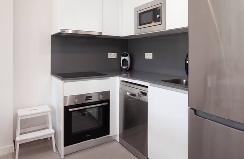 Velez-Malaga Apartment | Apartment 'Residencial Celere Playa Niza' with Sea View, Shared Pool & 4 Shared Terraces