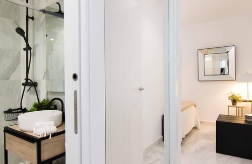 Granada City Center Apartment | Apartment Riad Alhambra 1
