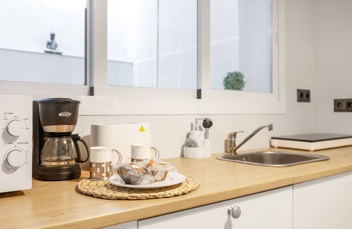 Ronda Apartment | Apartment 'Serranía' with Private Terrace, Wi-Fi and Air Conditioning