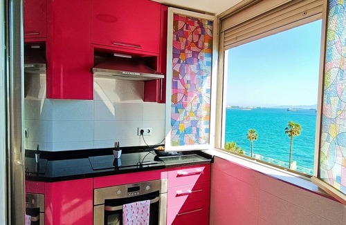 La Linea de la Concepcion Apartment | Apartment 'Sol y Mar' with Sea View & Wi-Fi