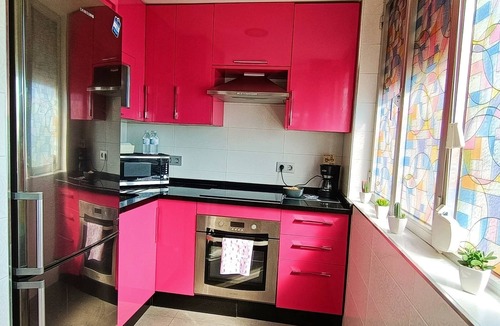 La Linea de la Concepcion Apartment | Apartment 'Sol y Mar' with Sea View & Wi-Fi