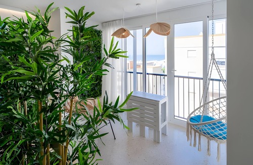 Matalascanas Apartment | Apartment 'Turquesa Y Sal' with Sea View, Balcony and Wi-Fi