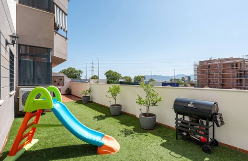 Puerto de la Torre Apartment | Apartment 'Vivienda Para Descansar' with Shared Pool, Wi-Fi and Air Conditioning